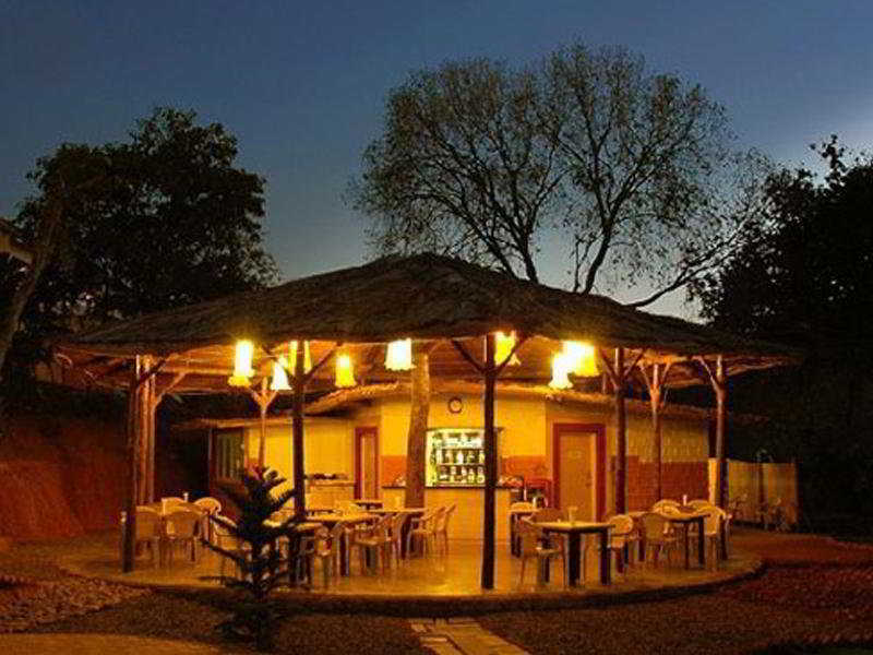 Nirvana Hermitage Anjuna Exteriör bild